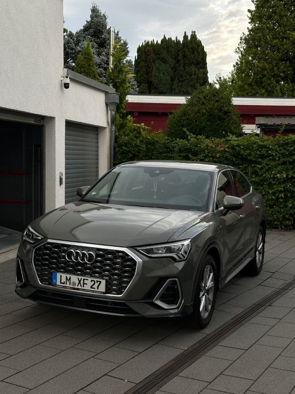 Image of Audi Q3