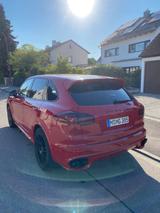 Porsche Cayenne S Diesel 4,2 Sport Design GTS Karminrot - Porsche Cayenne in München