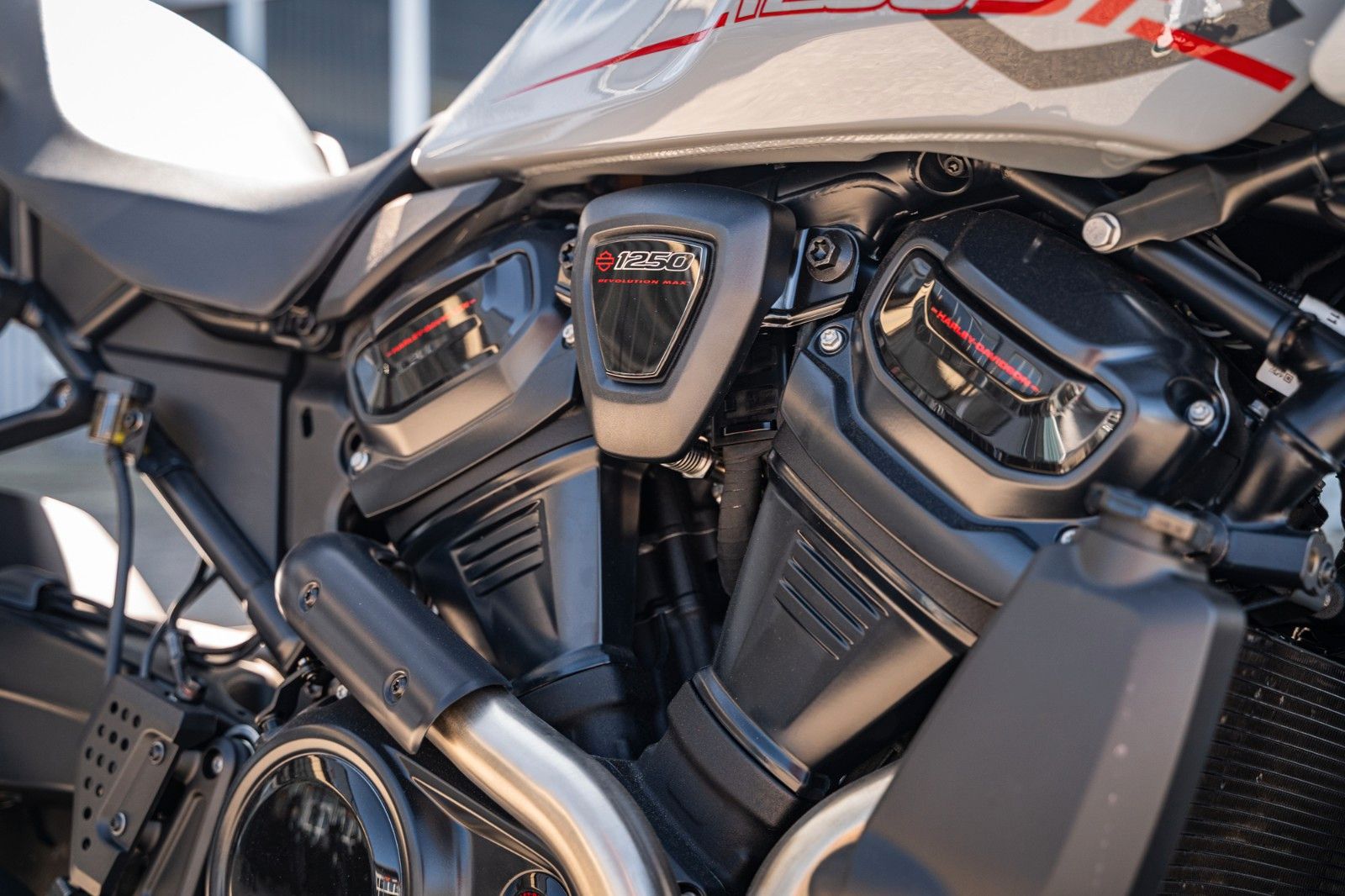 Fahrzeugabbildung Harley-Davidson PAN AMERICA ST RA1250ST MY25