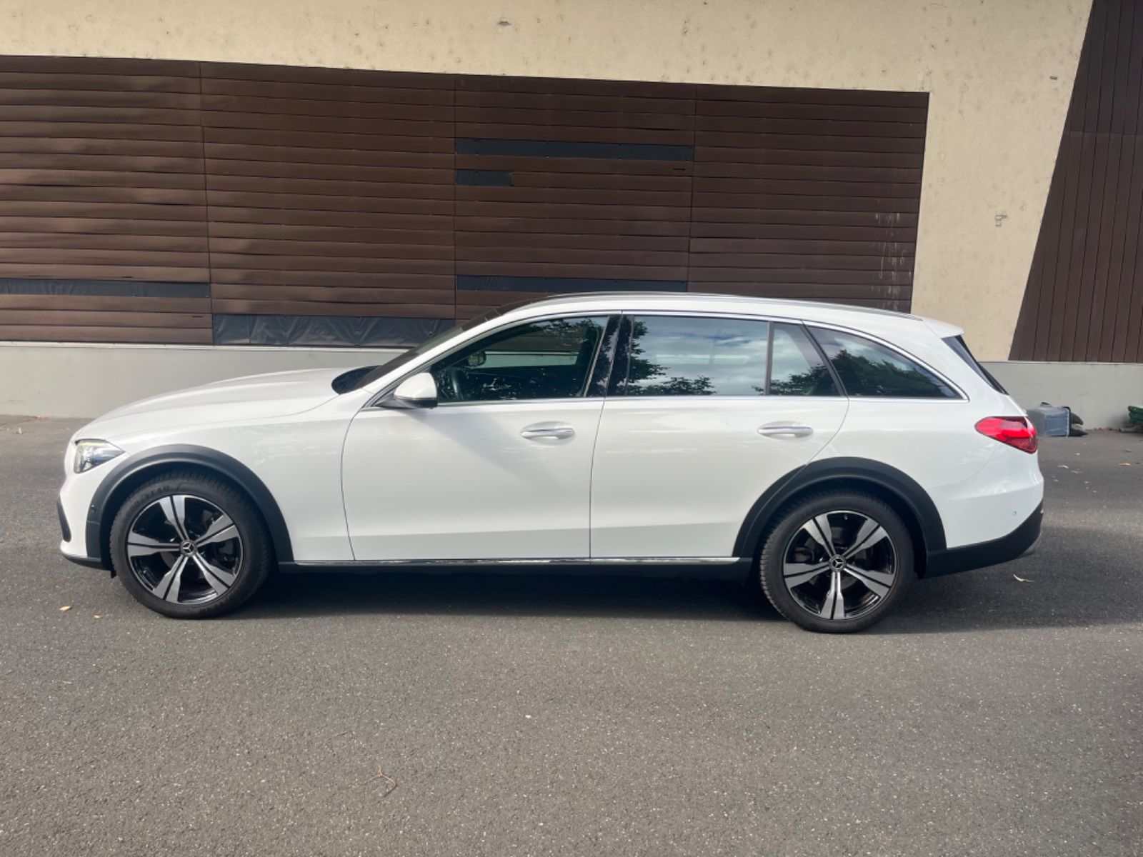 Mercedes-Benz C 220 C T-Modell C 220 d 4Matic All Terrain imagem 3