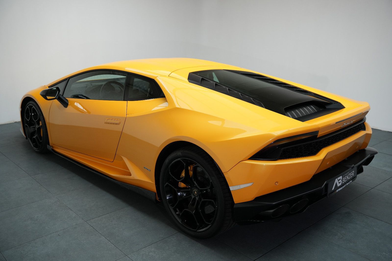 Fahrzeugabbildung Lamborghini Huracan Huracán /LIFT/KAMERA/CARBON/SCHALENSITZ/
