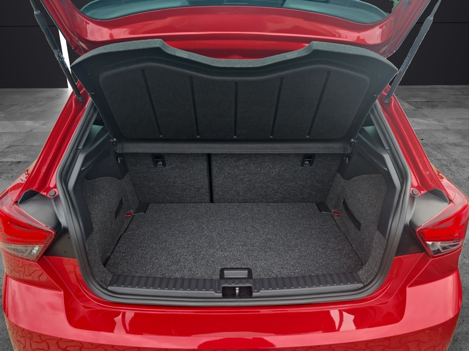 Fahrzeugabbildung SEAT Ibiza 1.0TSI FR Pro-Black-Edition LED AHK Navi A