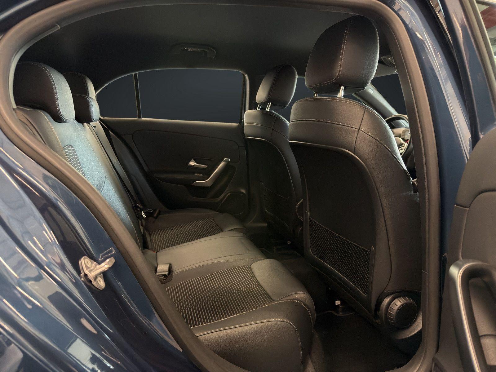 Mercedes-Benz A-Class Progressive MBUX LED, миниатюра 16