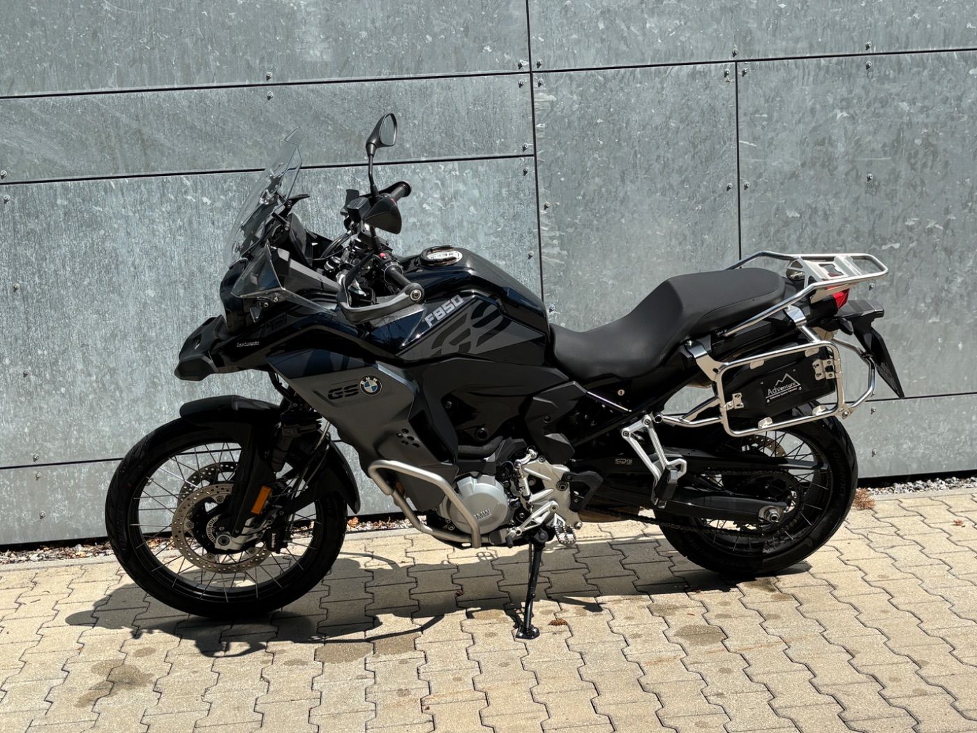 Fahrzeugabbildung BMW F 850 GS Adventure Triple Black Tieferlegung