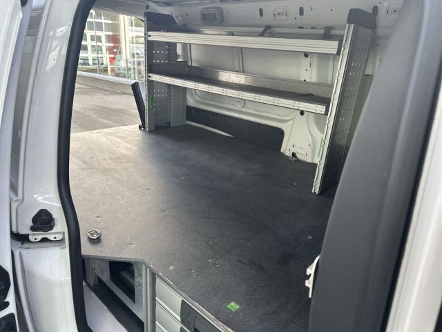 Caddy Maxi 2.0 TDI Kasten NAVI KLIMA RFK ELEKTRI