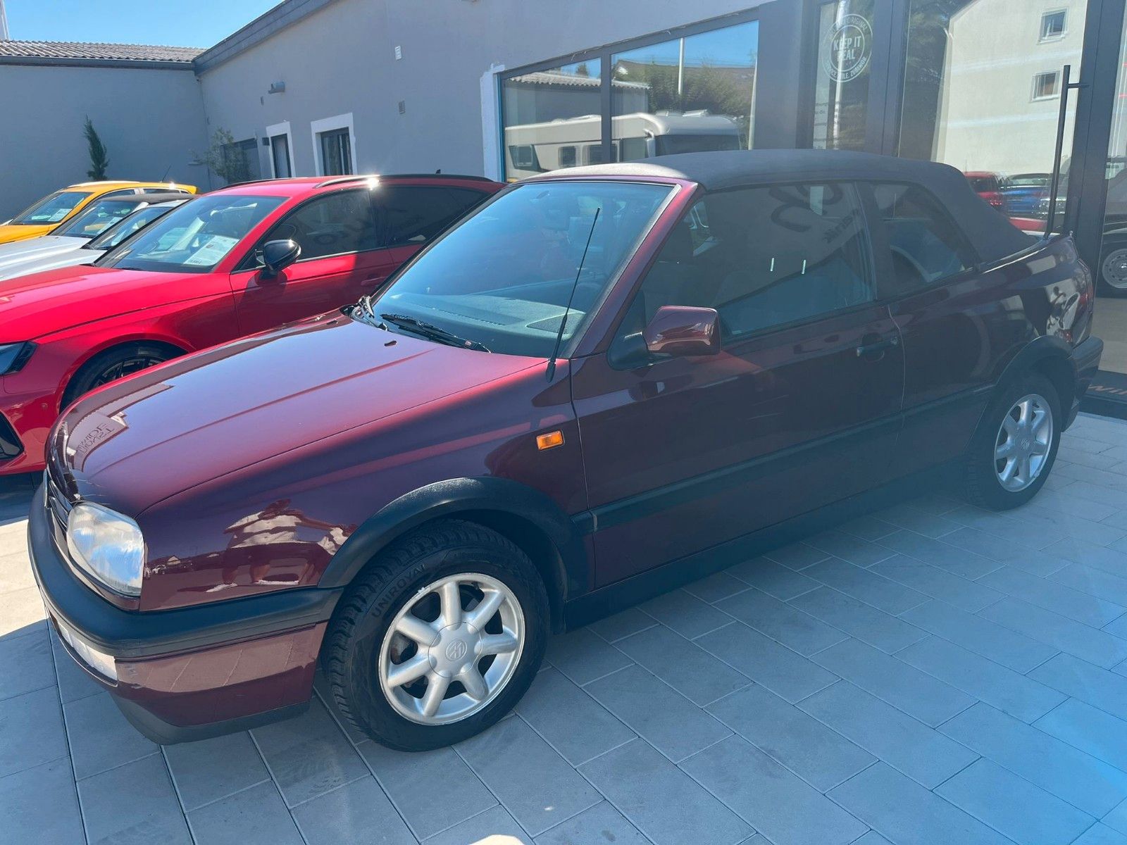 Fahrzeugabbildung Volkswagen Golf 3 Cabriolet*1.Hand*elktr. Verdeck