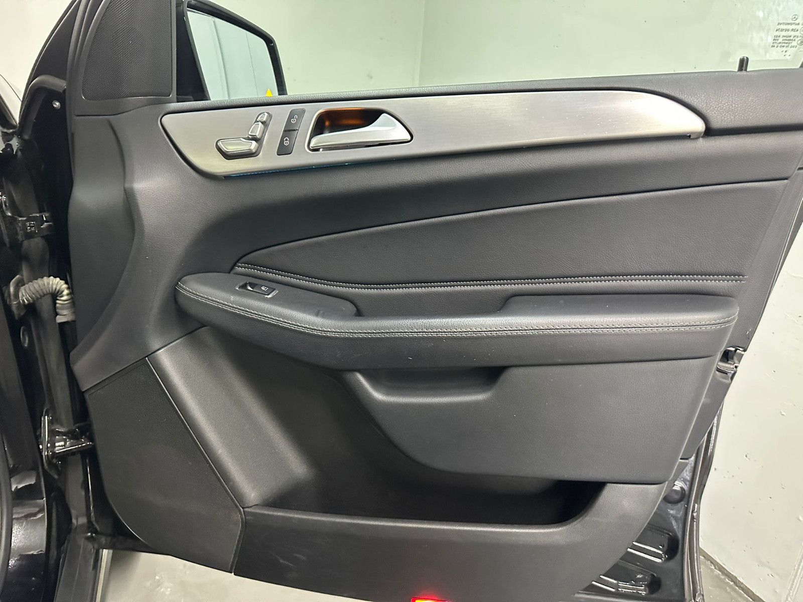 Fahrzeugabbildung Mercedes-Benz GLE 350 d 4MATIC *AHK*NAVI*IHC+*SCHIEBEDACH*LED