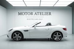 MERCEDES-BENZ SLC 180 Roadster*AMG-Line*Panorama*Airscarf*18"
