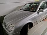 Mercedes-Benz Mercedes E 200 kompressor - gebrauchte Mercedes-Benz E 200 aus dem Jahr 2003