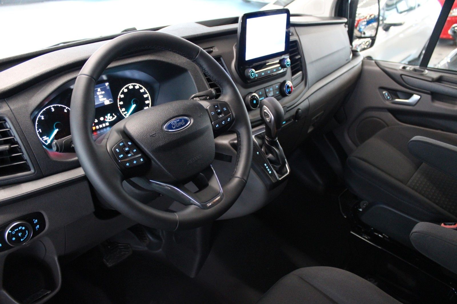 Fahrzeugabbildung Bürstner Ford COPA L2 Aufstelldach AHK Markise WC