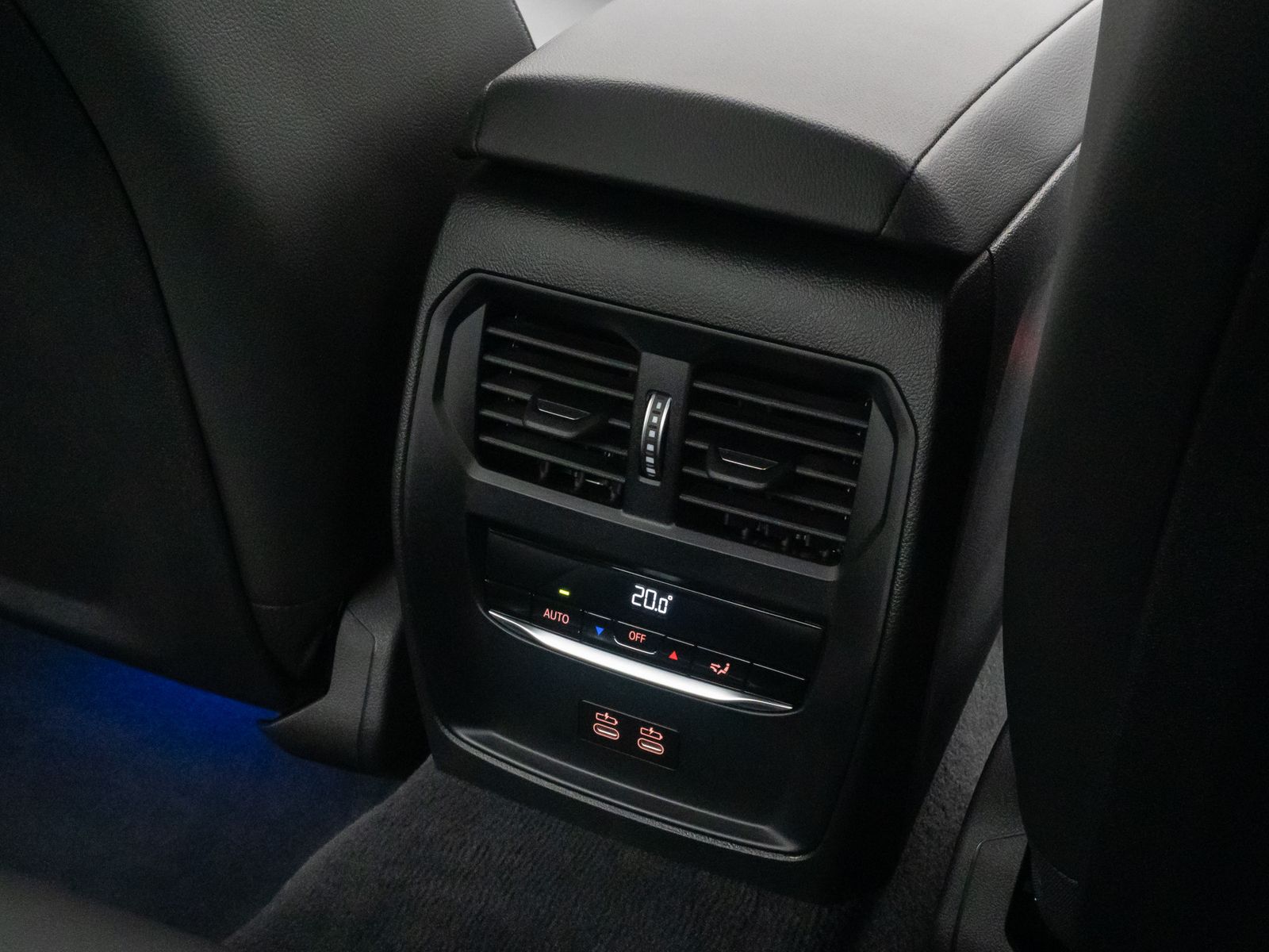 Fahrzeugabbildung BMW 420i Coup&eacute; M Sport Alarm FernlichtAss DAB 18Zoll