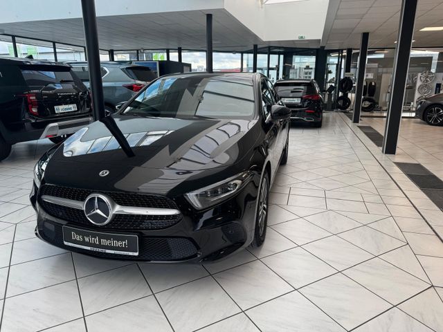 MERCEDES-BENZ A 220d Progressive *Standhzg.*Multibeam*Ambient