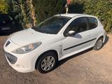 Peugeot 206+ 2te Hand TÜV 07.27 Klima - Peugeot 206 in Braunschweig