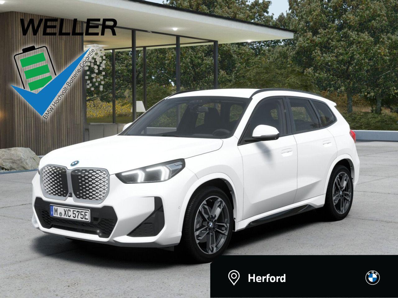 BMW iX1