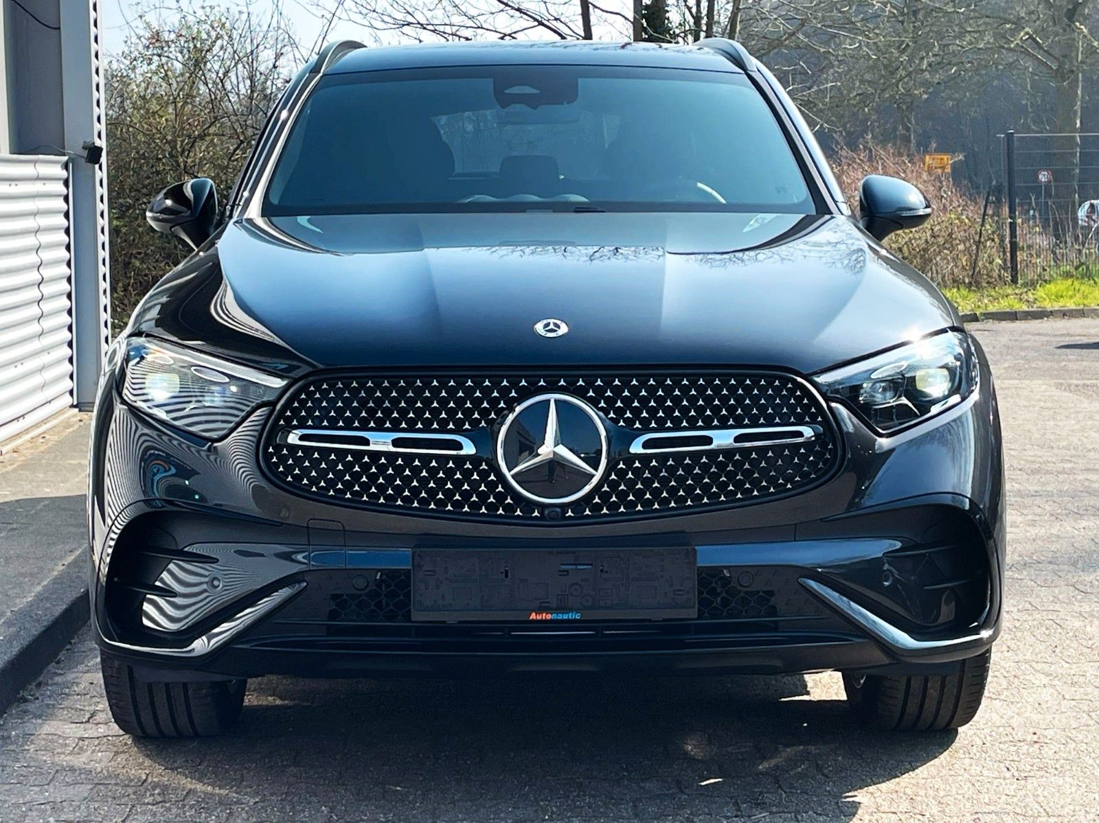 Fahrzeugabbildung Mercedes-Benz GLC 220d 9G 4MATIC AMG-LINE MBUX 20"AMG NIGHT P.