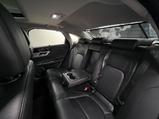 Jaguar XF Prestige/ 1.HAND/ 84.tKM/ 2016/ GARANTIE/ Jaguar XF Prestige/ 1.HAND/ 84.tKM/ 2016/ GARANTIE/