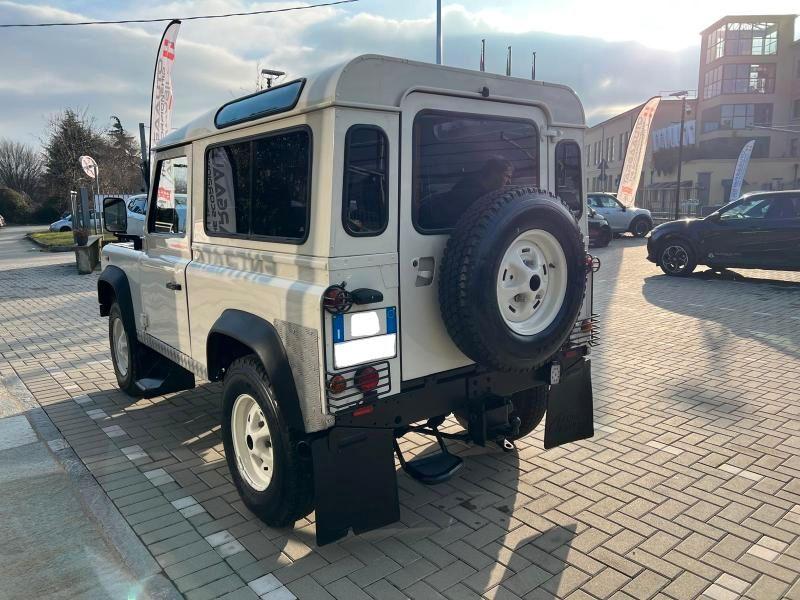 LAND ROVER DEFENDER 90 2.5 TDI 113CH