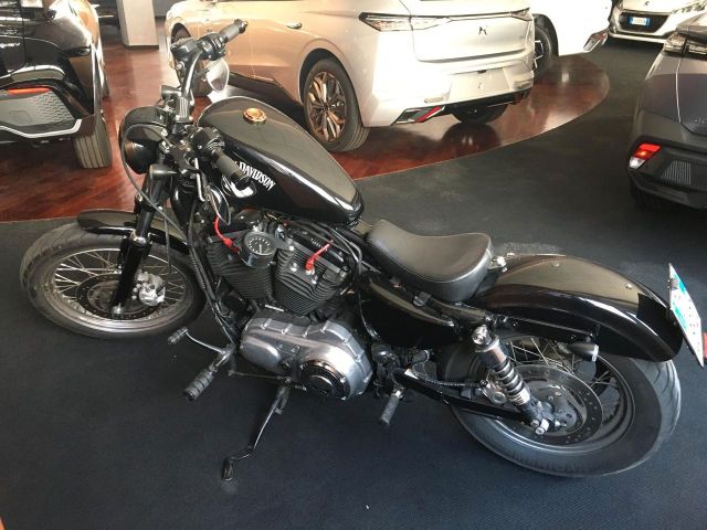 Harley-Davidson HARLEY DAVIDSON 883 SPORTSTER