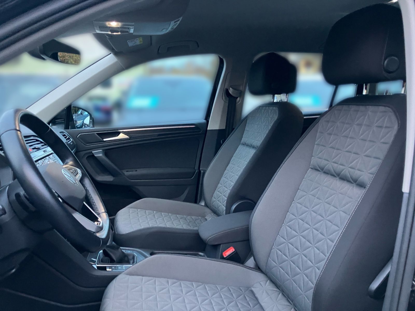 Volkswagen Tiguan - Bild 11