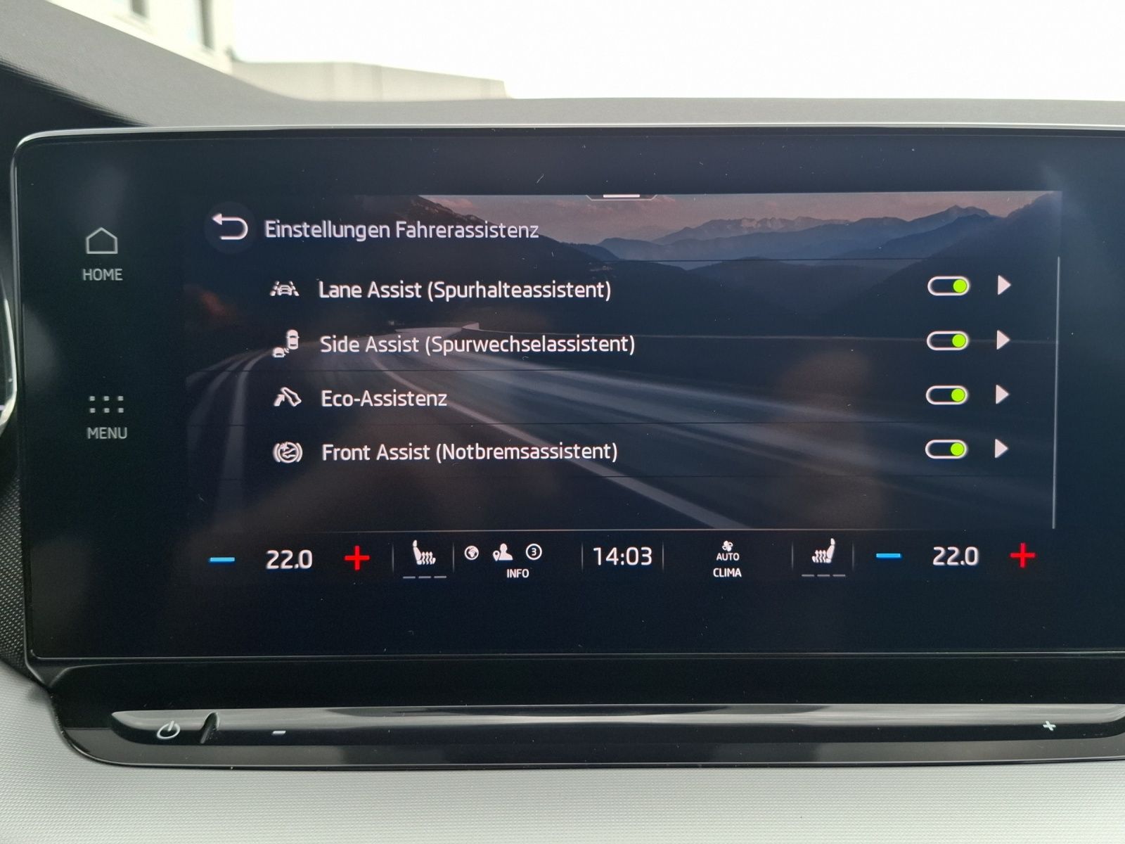 Fahrzeugabbildung SKODA Octavia Combi TDI First-Edition DSG Matrix AHK N