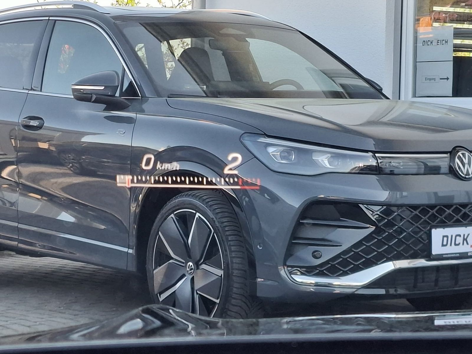 Fahrzeugabbildung Mercedes-Benz c63s AMG PANO*LEDER*BURMESTER*MULTIBEAM*DISTR.