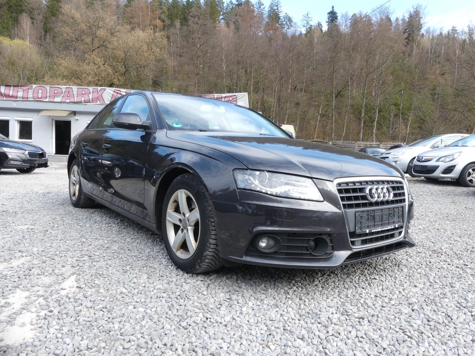 Audi A4 S-line Automatik Heckschaden