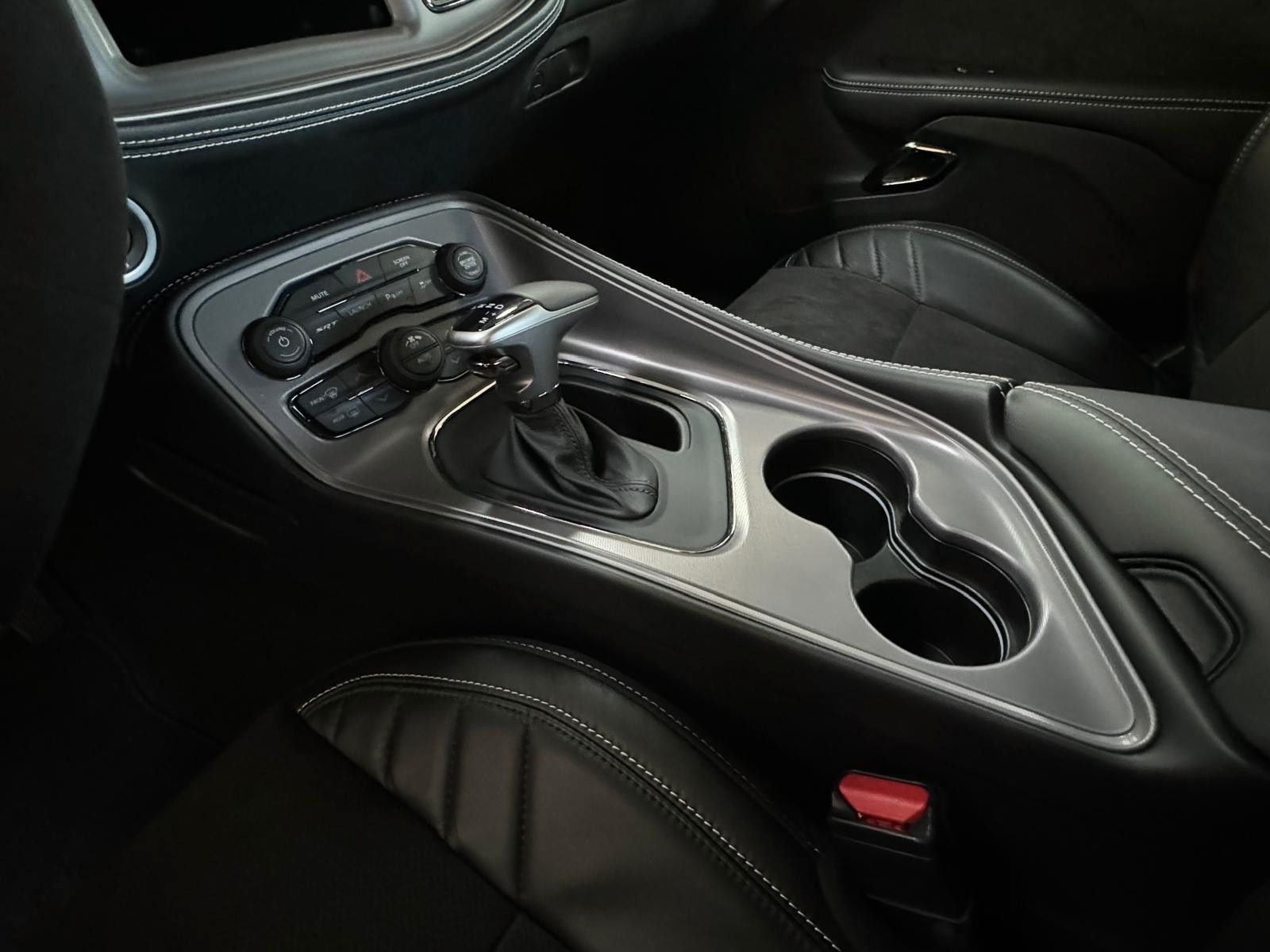 Fahrzeugabbildung Dodge CHALLENGER SRT HELLCAT JAILBREAK -LAST CALL-