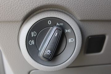 Volkswagen T6 Transporter ***AUTOMATIKLED SCHEINWERFER***