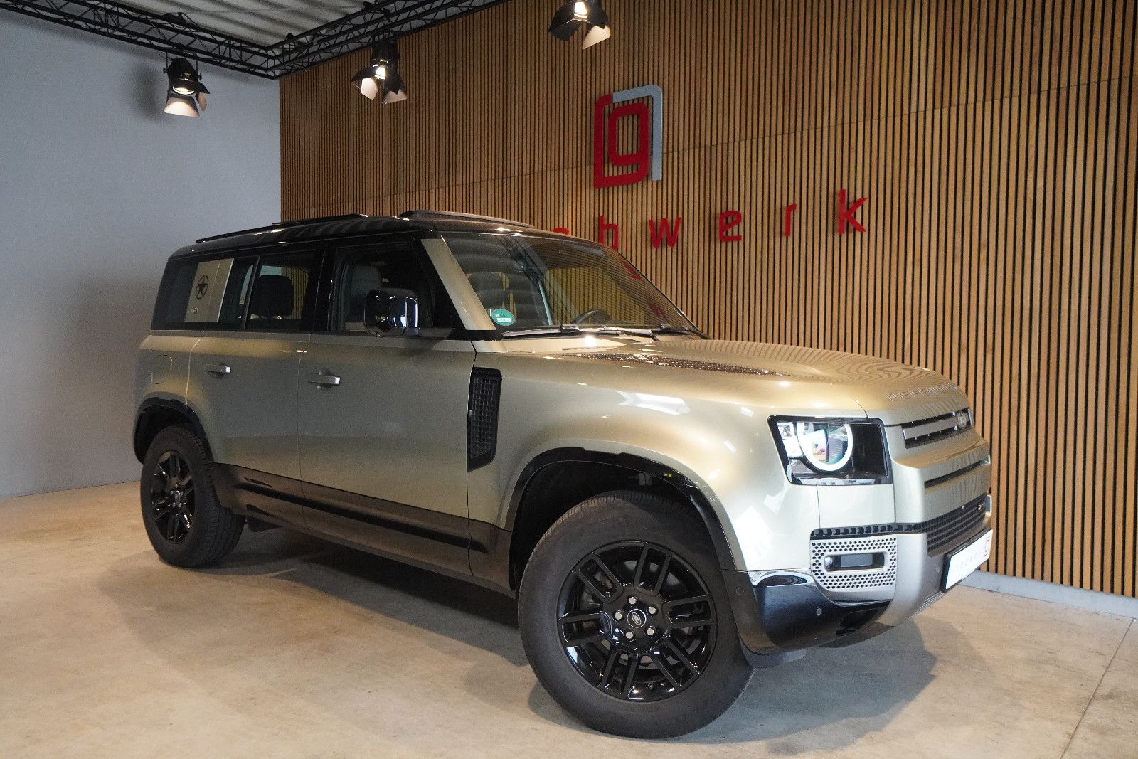 Land Rover Defender 110 X-Dynamic D250 1.Hd Ufrei Pano AHK foto 2