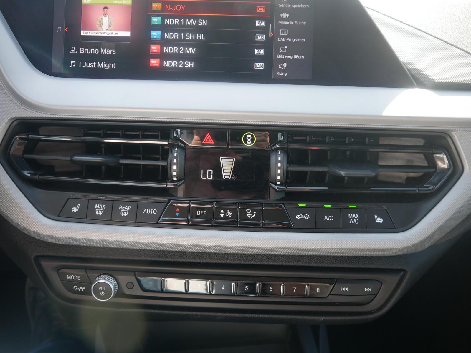BMW 118 i Advantage Navi Android Apple Tempomat PDC, миниатюра 18
