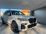 BMW X7 xDrive40d - ACC, AHK, Ventilation, M sport - weiße BMW X7