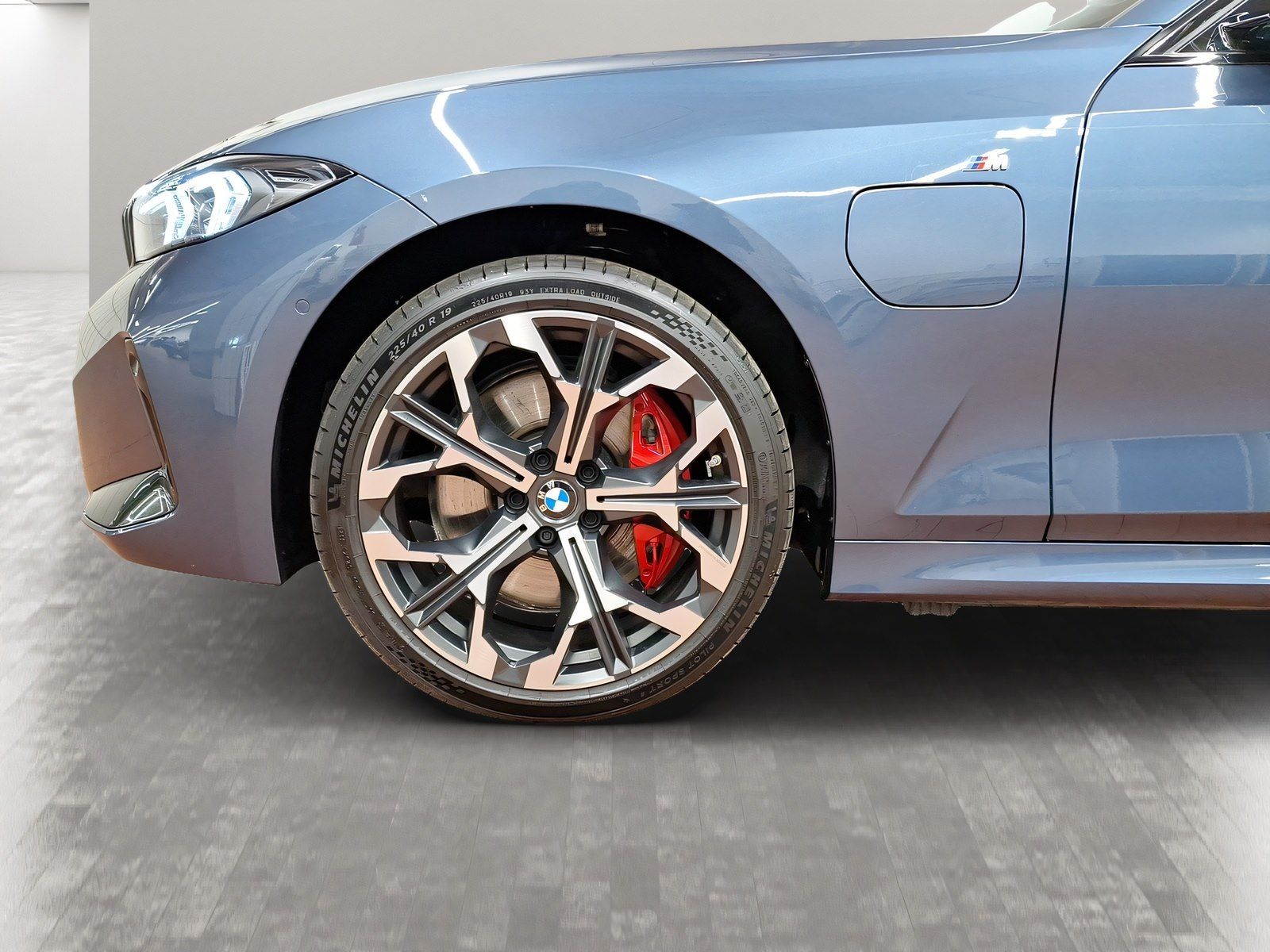 BMW 330 - Bild 9