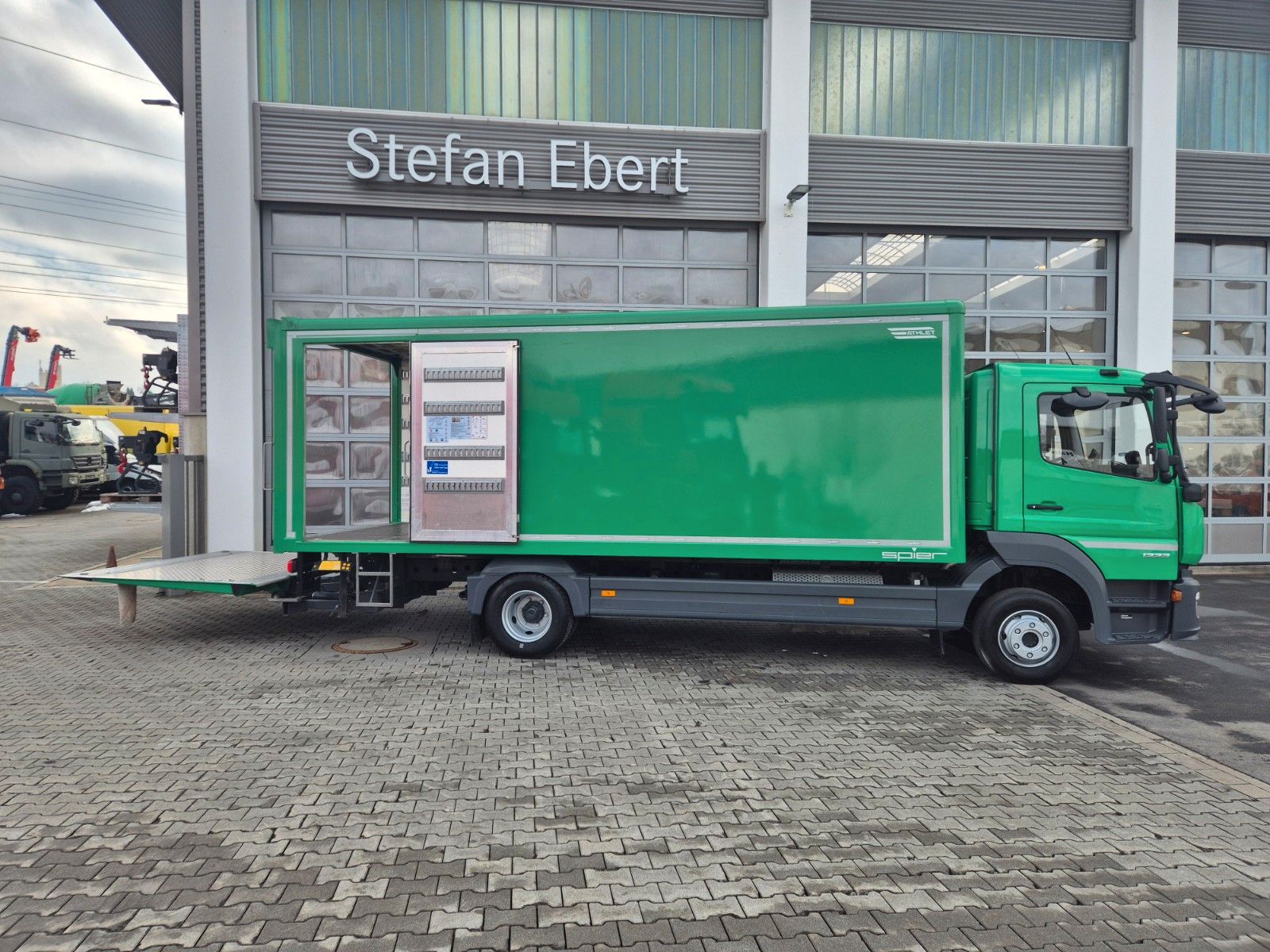 Fahrzeugabbildung Mercedes-Benz Atego 1223 L LBW 2.000kg Klima