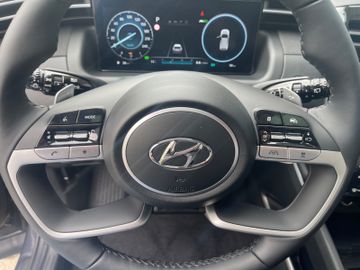 Fahrzeugabbildung Hyundai TUCSON 1.6 T-GDI PHEV 4WD TREND ASSI KRELL el.He