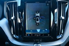 Fahrzeugabbildung Volvo XC60 B4 D AWD R-Design*STDHZG*360°*H&K*AHK