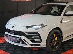 Fahrzeugabbildung Lamborghini Urus (BANG&OLUF/3D-CAM/PANO/MASSAGE/2xTV/STYLE