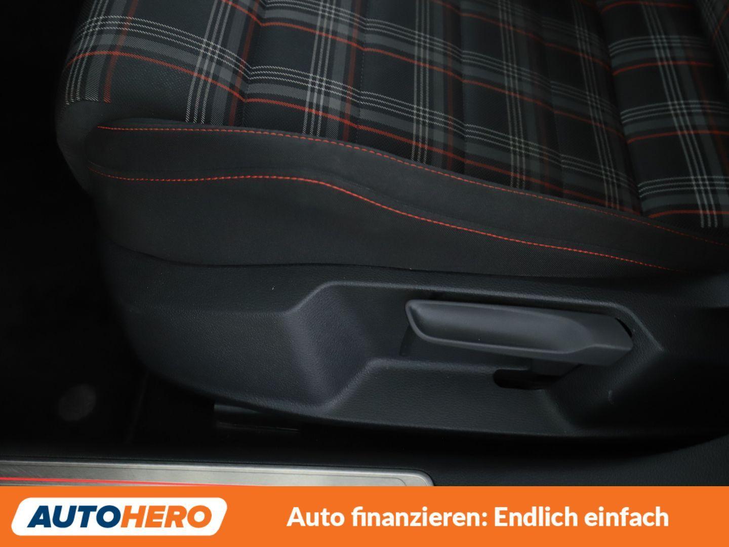 Volkswagen 2.0 TFSI GTI "Performance" BlueMotion Tech Aut.