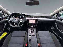 Fahrzeugabbildung Volkswagen Passat Variant Business 2.0TDI 4MOTION AHK NAVI