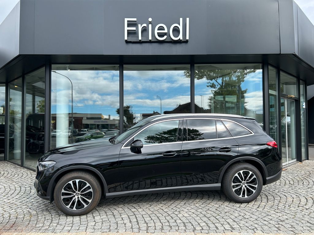 Image of Mercedes-Benz GLC 220