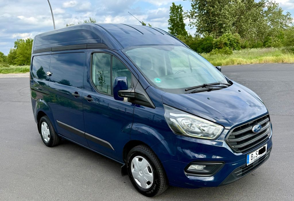 Image of Ford Transit Custom