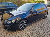 Volkswagen Golf 2.0 TDI SCR DSG 110kW R-Line Variant R-Line