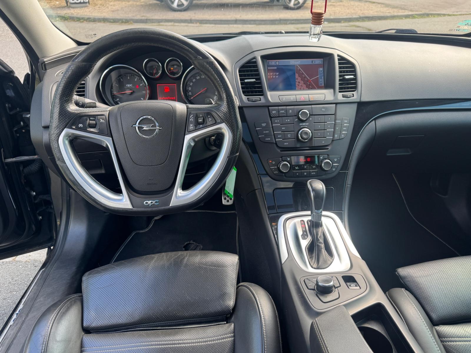 OPEL INSIGNIA A SPORTS TOURER  - OPC - 325 CV - TOIT PANORAMIQUE - CARNET ENTRETIEN