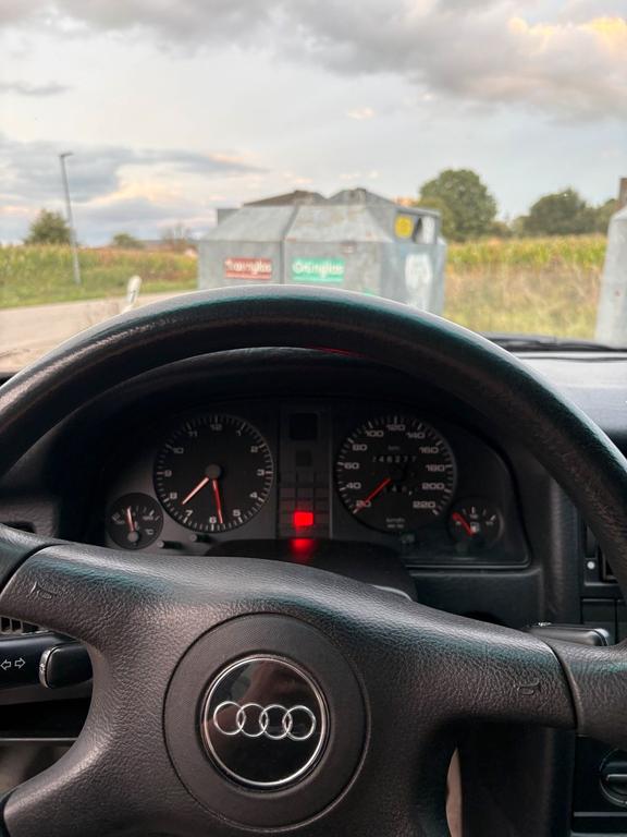Audi 80