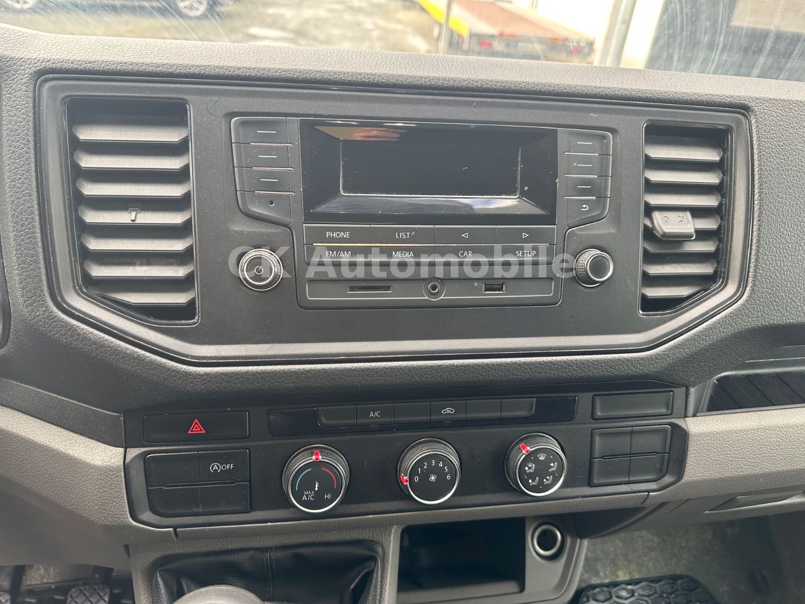 Fahrzeugabbildung Volkswagen Crafter Pritsche/Plane 35 lang FWD/Motorschaden