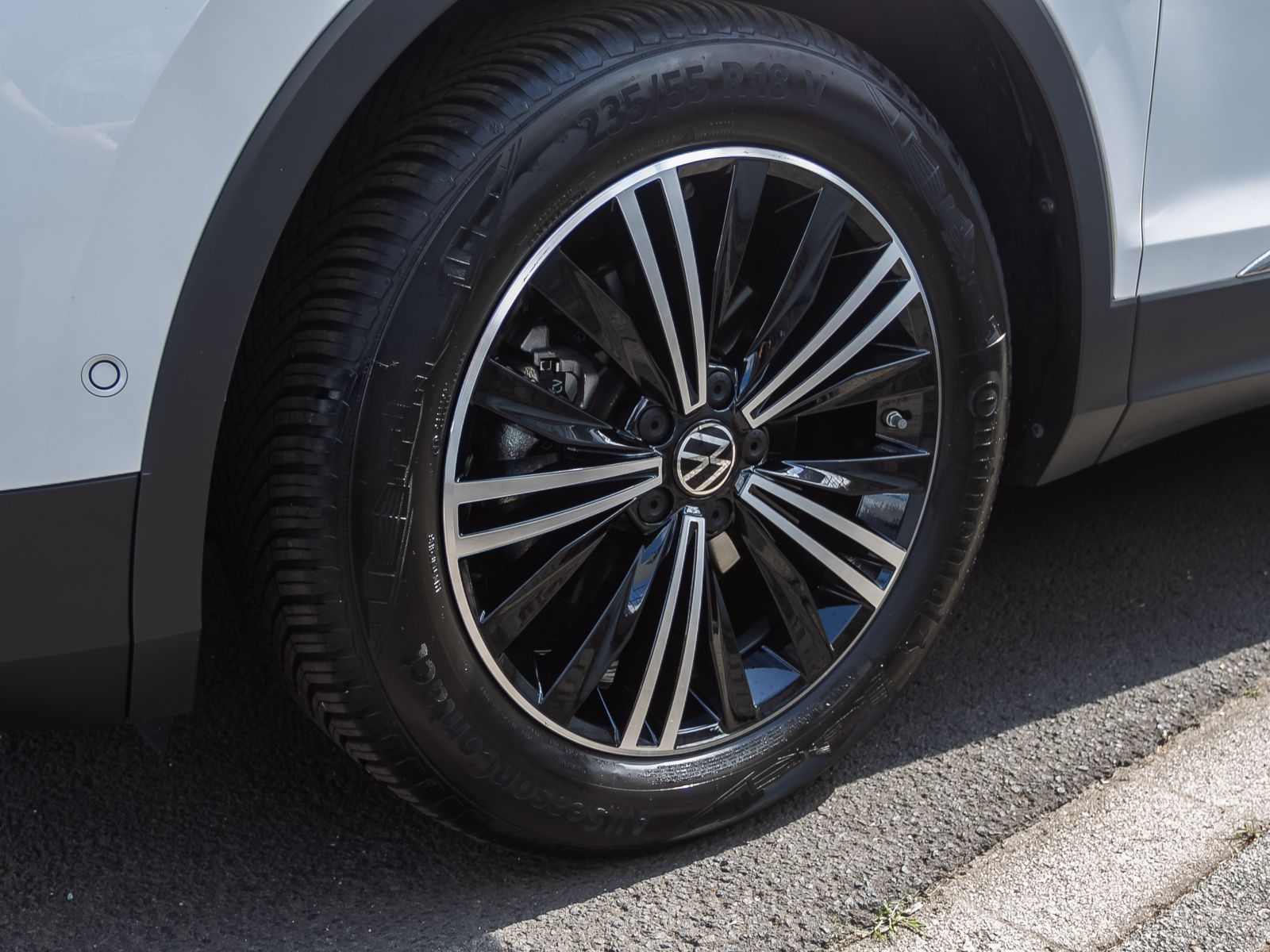 Volkswagen Tiguan - Bild 10