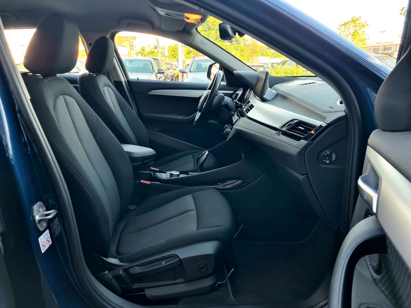 BMW X2 s18d Advantage - LED - NAVI+ - HUD - CAM - foto 16