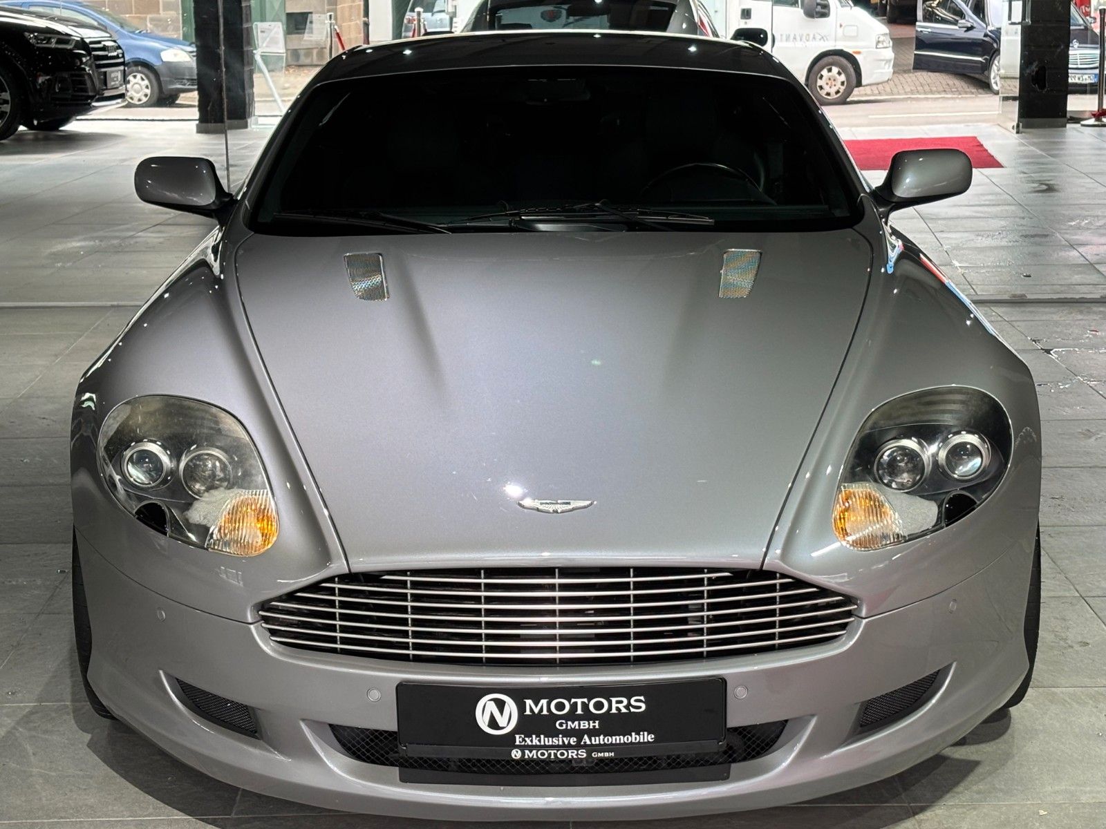Fahrzeugabbildung Aston Martin DB9 LM 1of124 Sonderedition