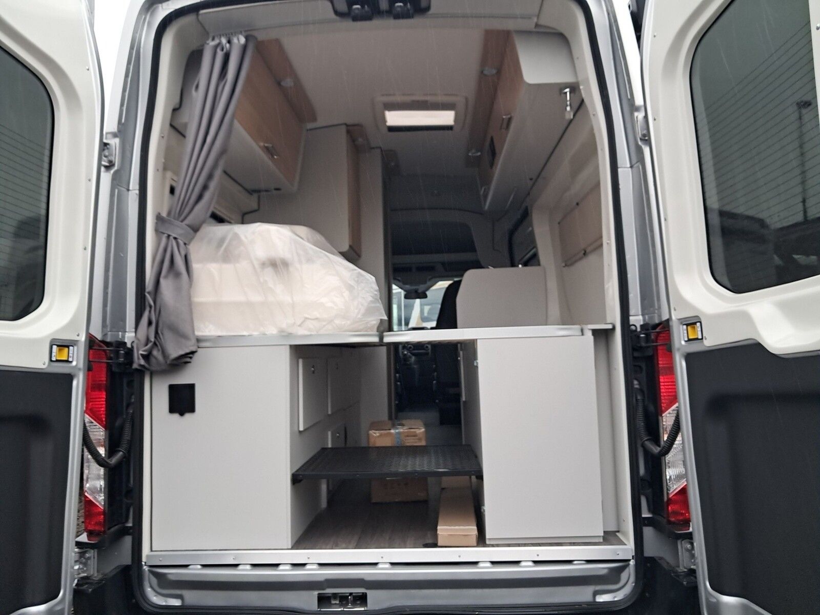 Fahrzeugabbildung Karmann Dexter 4x4 DE 570 AW Markise, Allrad, Alufelgen