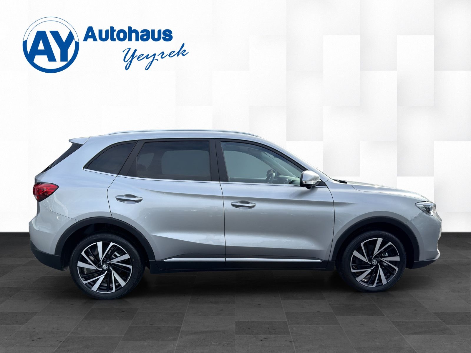 MG ZS