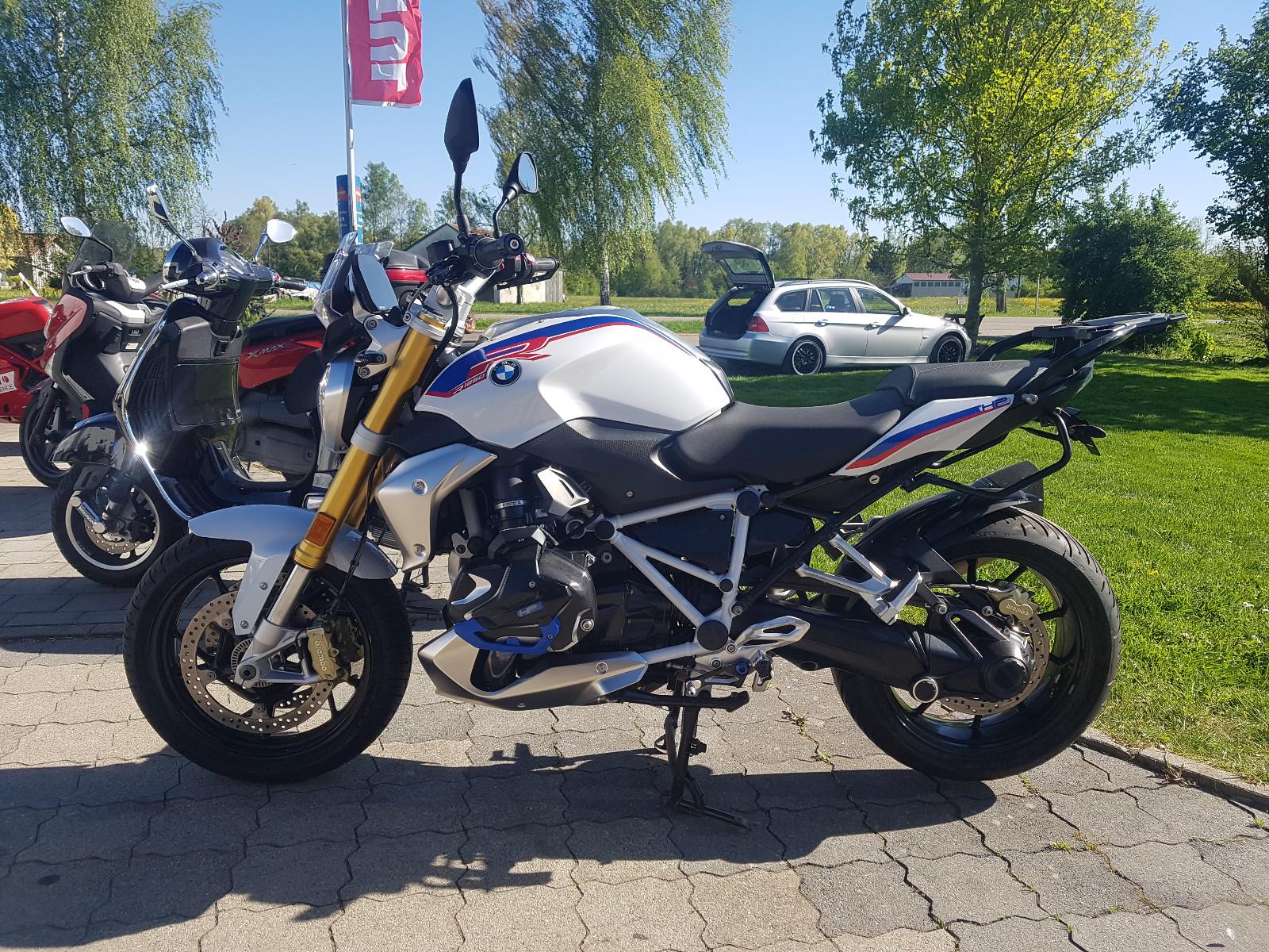 BMW R1250R HP Akrapovic
